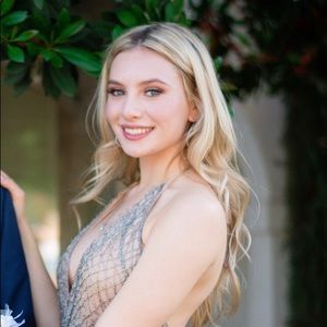 Meet your Posher, Sara